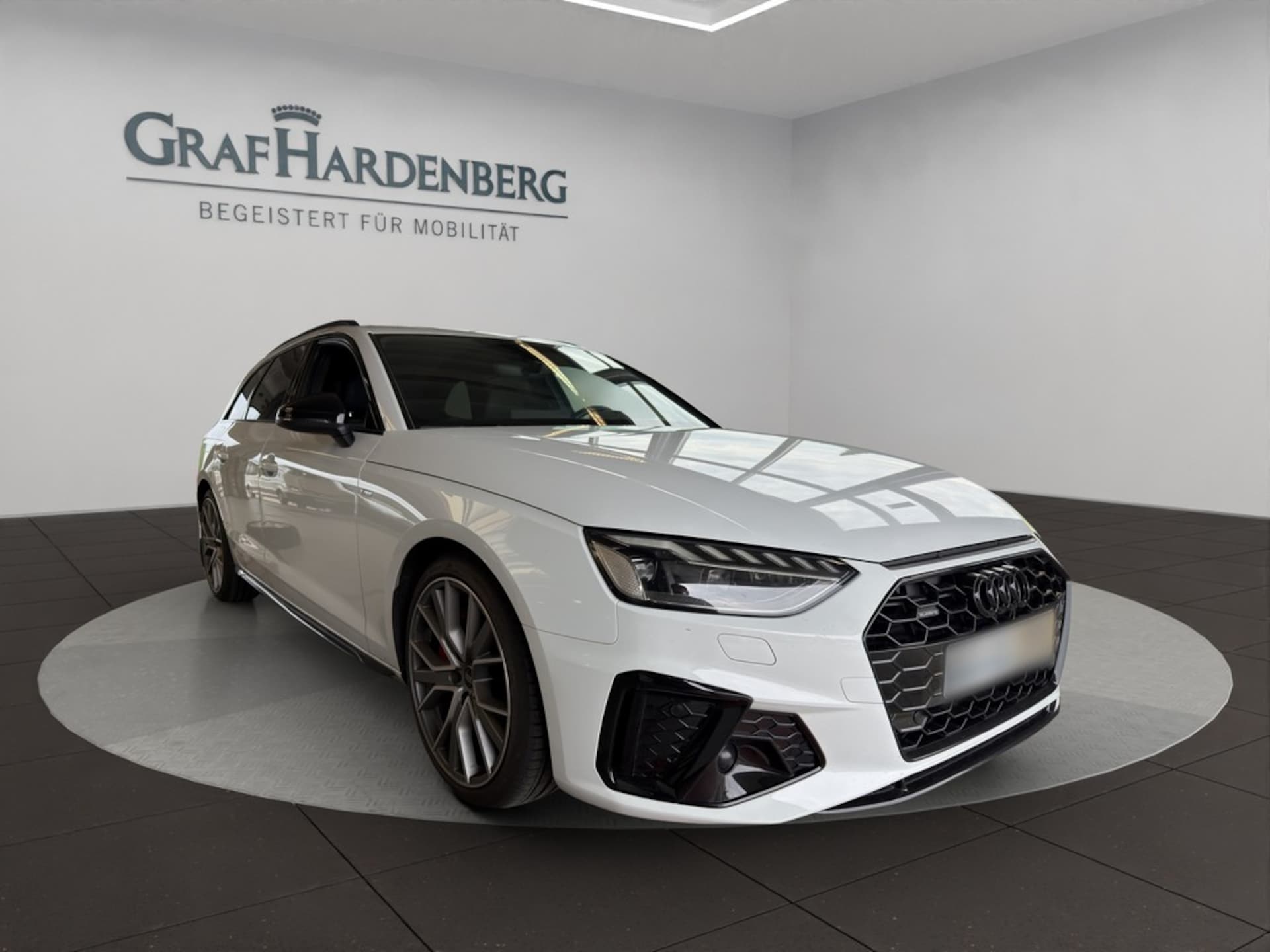 Audi A4 Avant S line