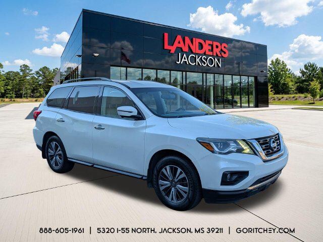 2017 Nissan Pathfinder