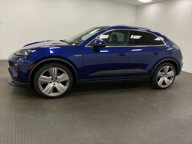 Used 2024 Porsche Macan Base with VIN WP1AA2XA4RL000182 for sale in Appleton, WI