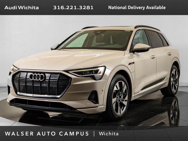 2022 Audi e-tron 95 kWh Premium quattro's photo