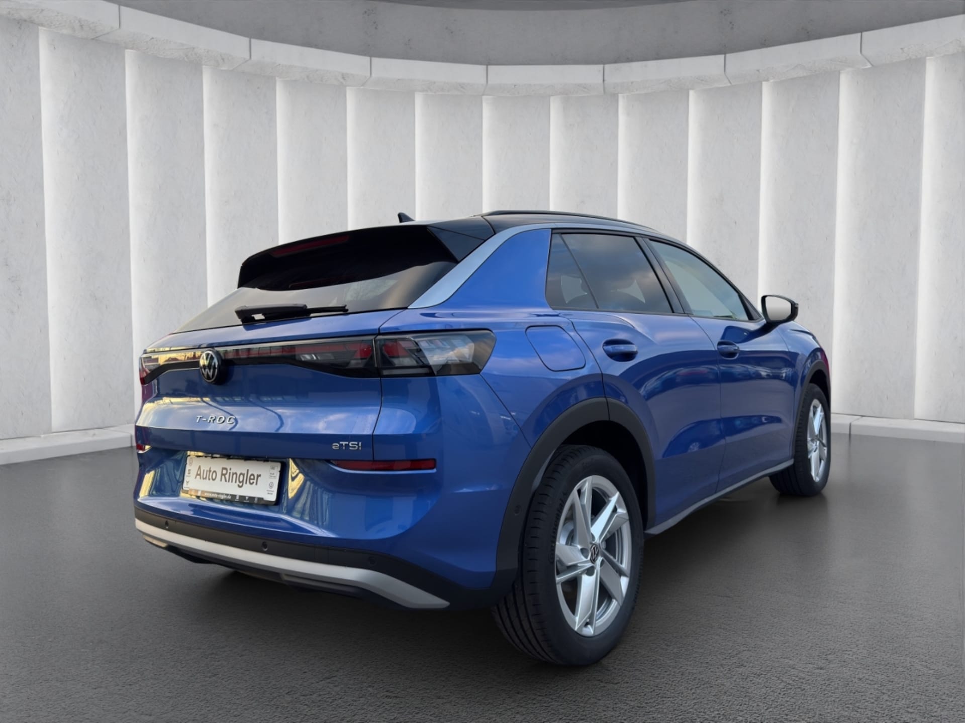 Volkswagen T-Roc Life