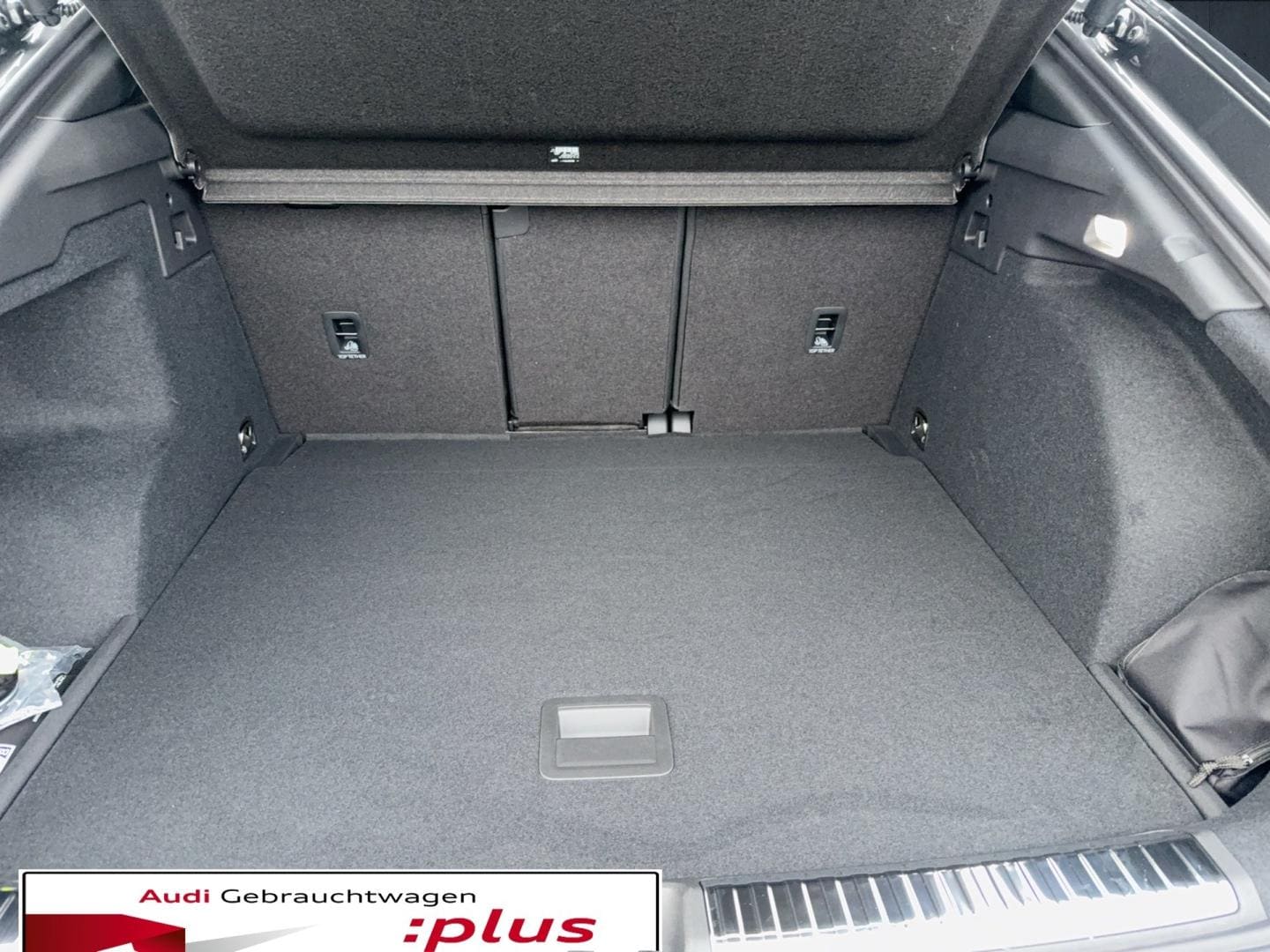 Bild über Audi Q3 Sportback TFSI 110 kW S tronic - für weitere Informationen kontaktieren Sie den Audi Partner