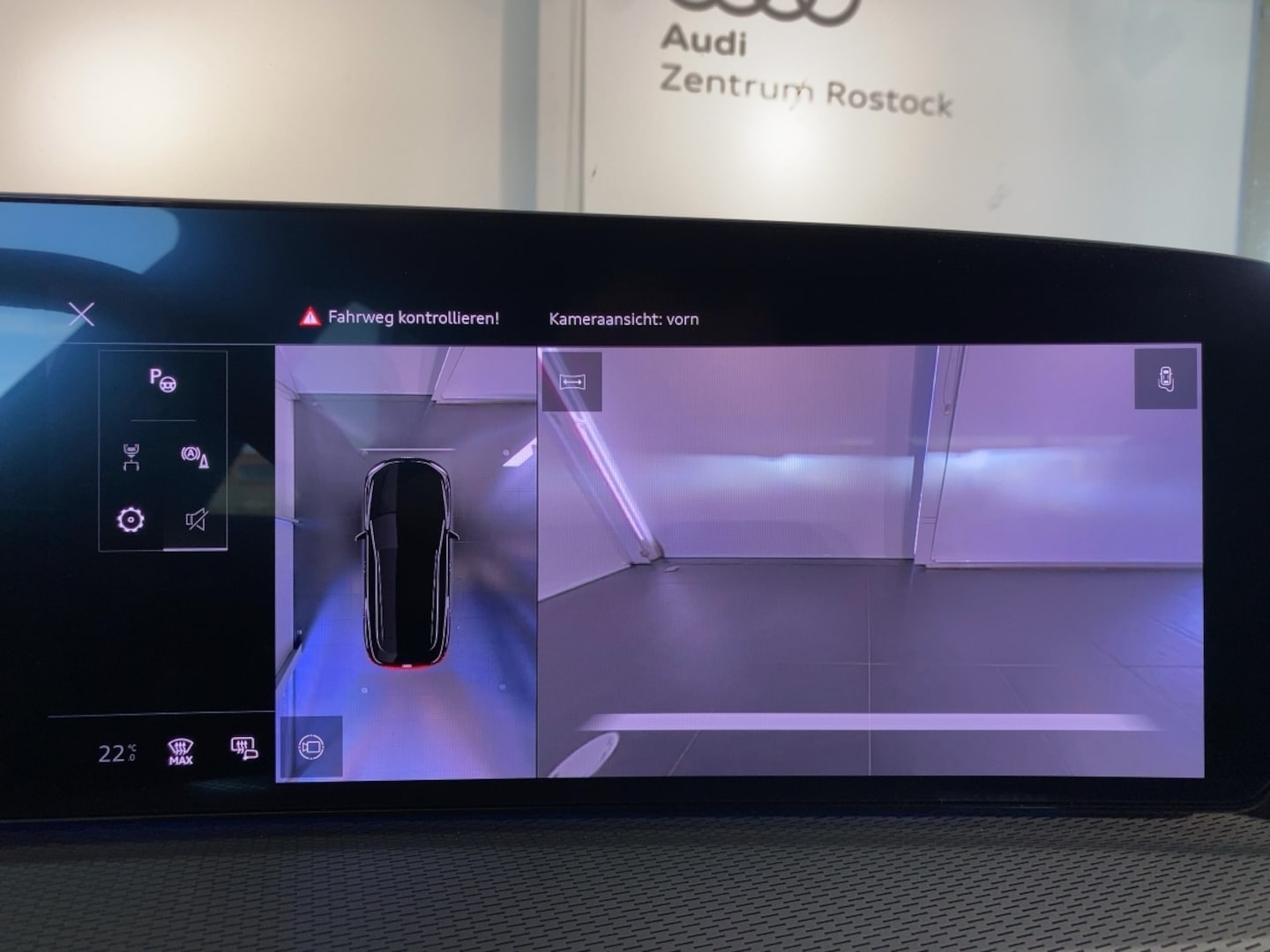 Bild über Audi Q5 SUV TDI quattro 150 kW S tronic - für weitere Informationen kontaktieren Sie den Audi Partner