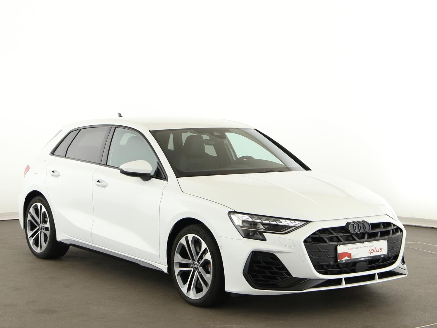 Bild über Audi S3 Sportback TFSI quattro S tronic - für weitere Informationen kontaktieren Sie den Audi Partner