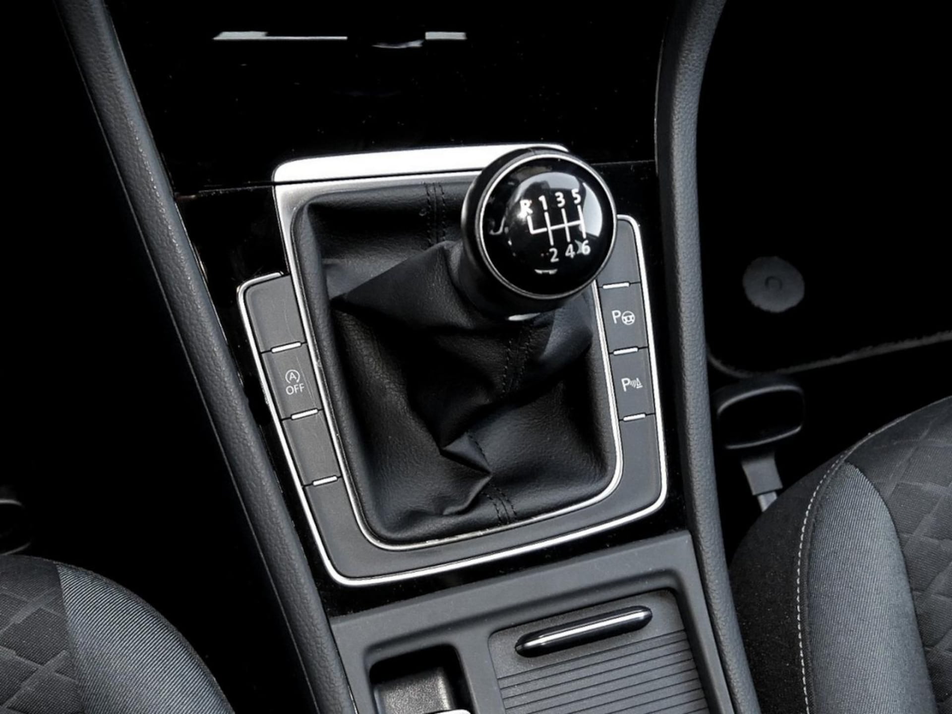 Volkswagen Golf IQ.DRIVE