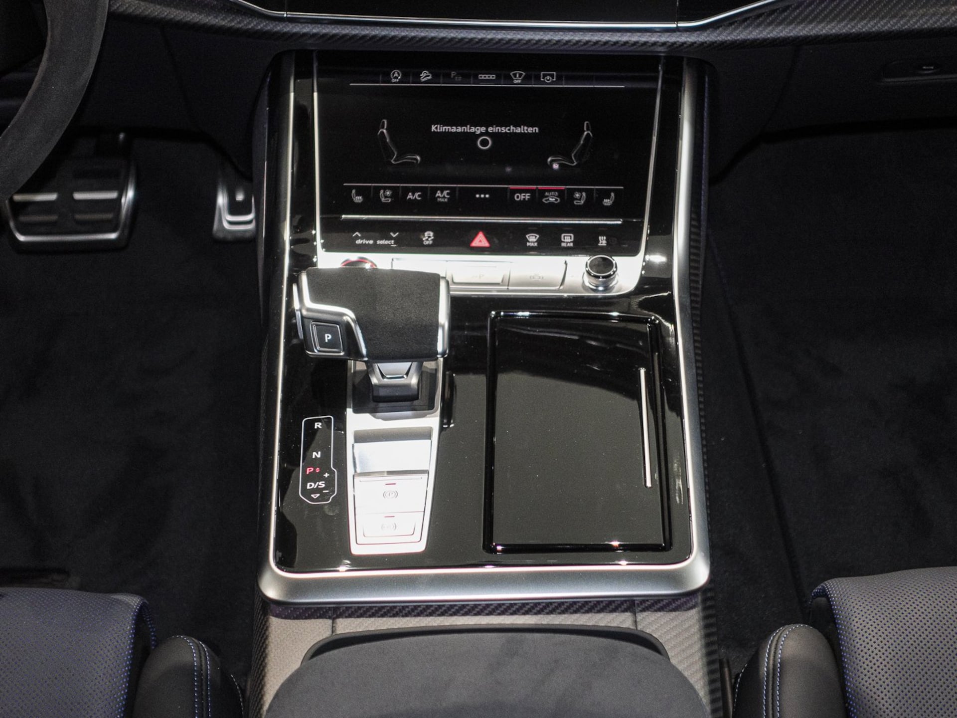 Audi RS Q8 SUV performance
