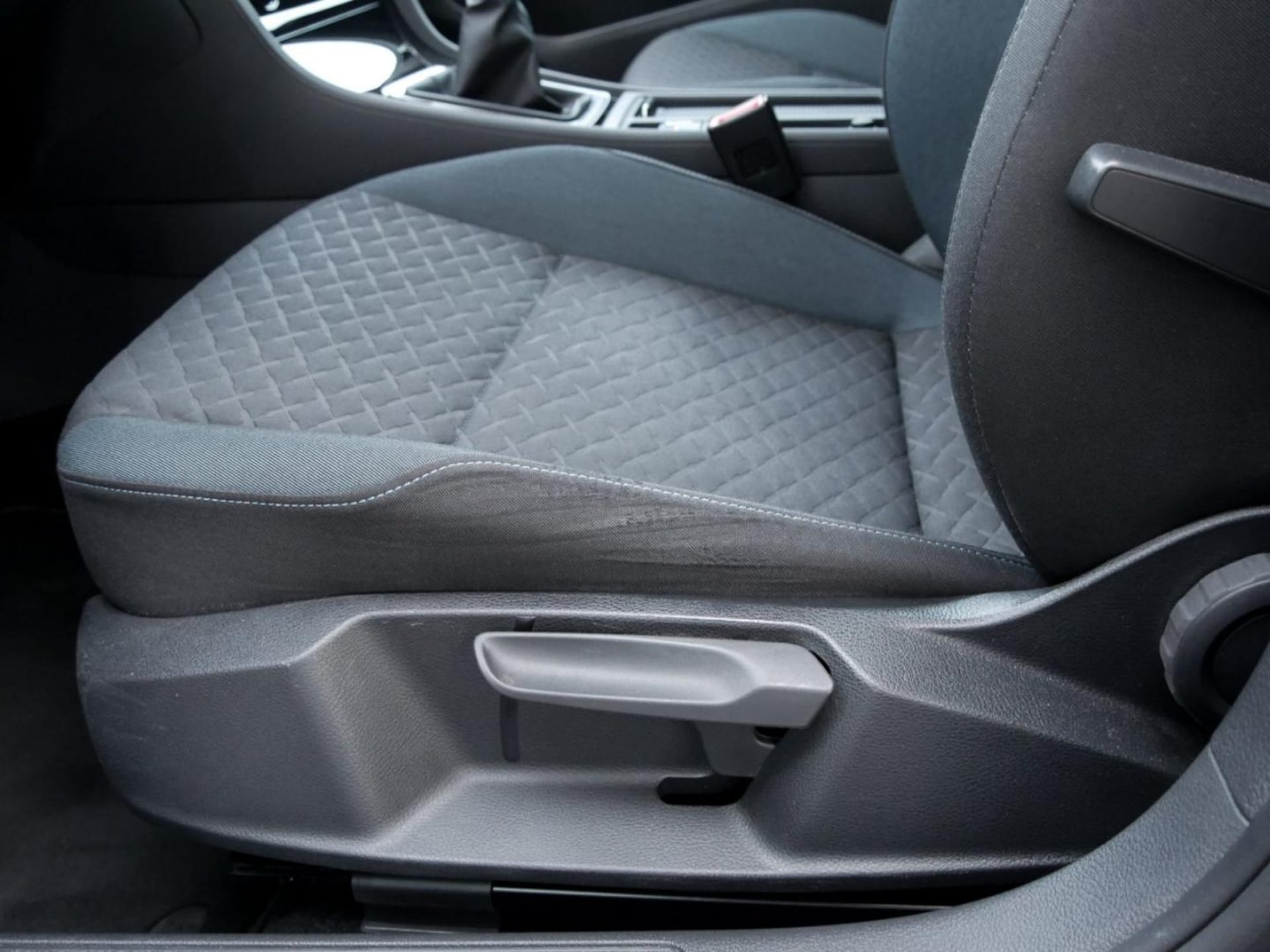 Volkswagen Golf IQ.DRIVE