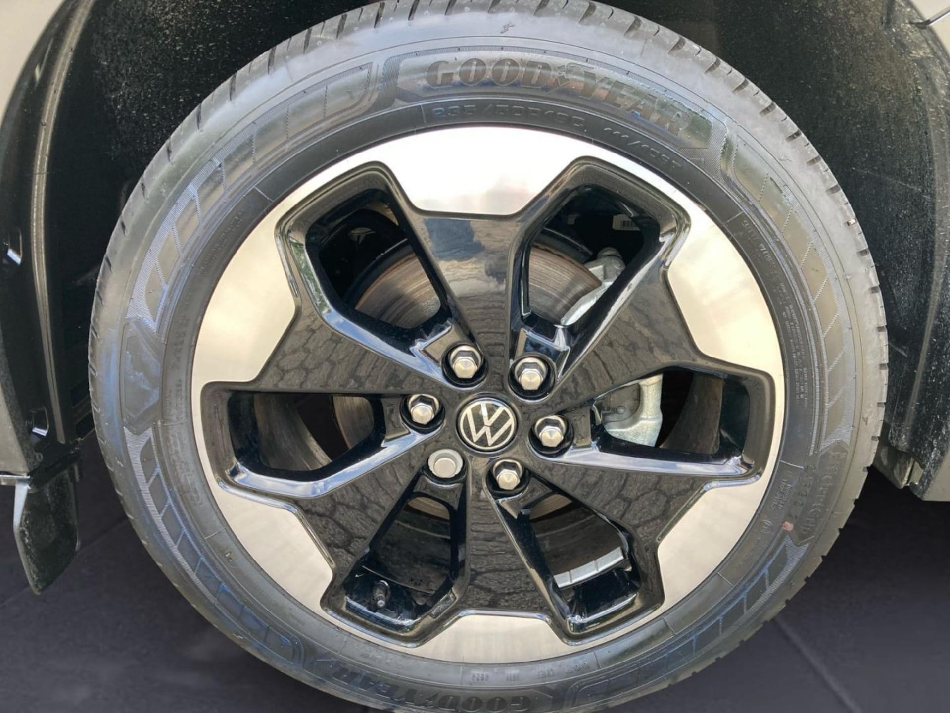 Volkswagen e-Caravelle Life