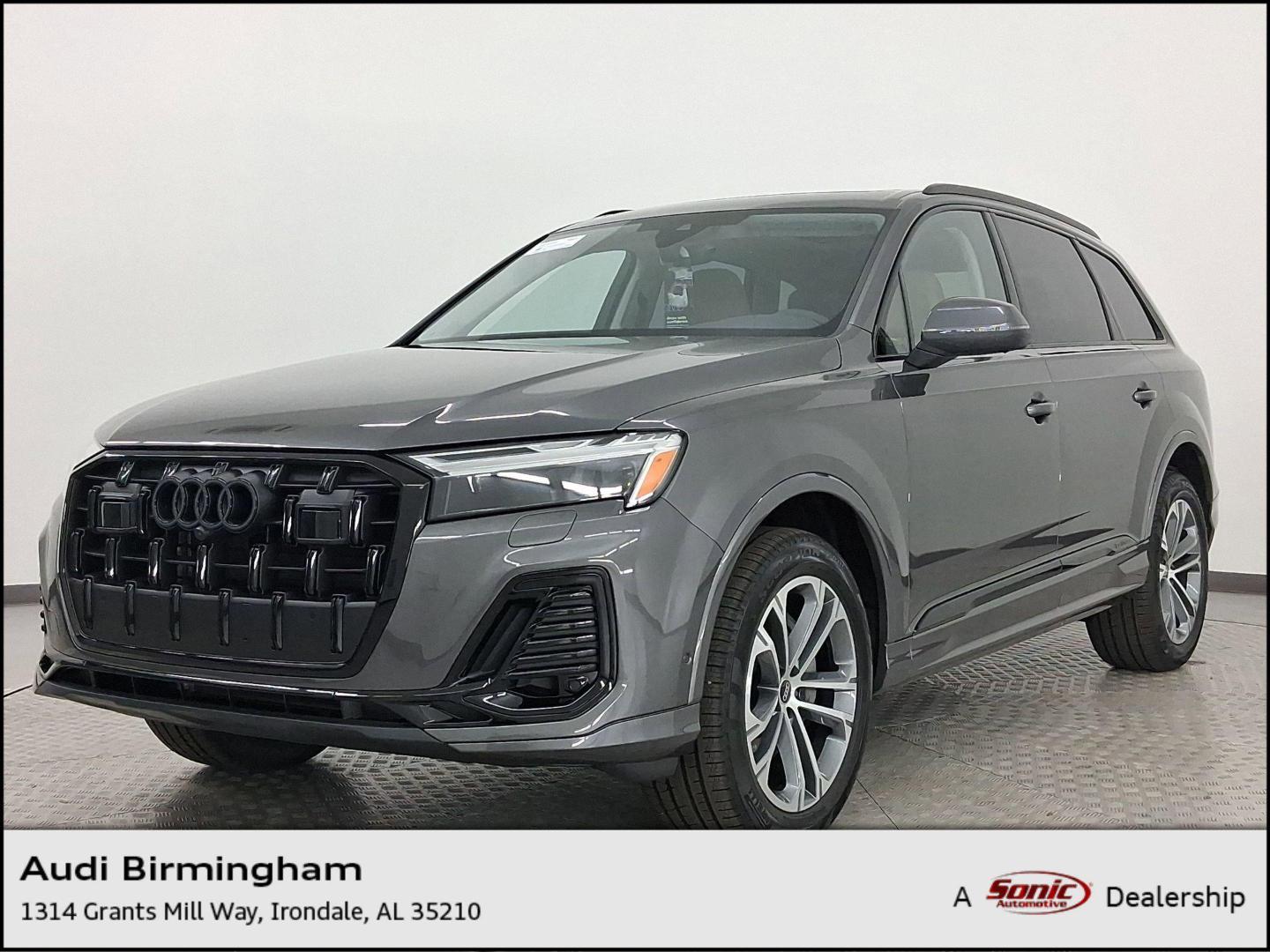 2026 Audi Q7 45 Premium quattro Tiptronic's photo
