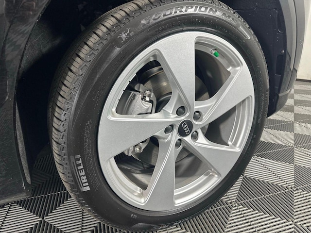 2025 Audi Q5 Premium Plus - Photo 9