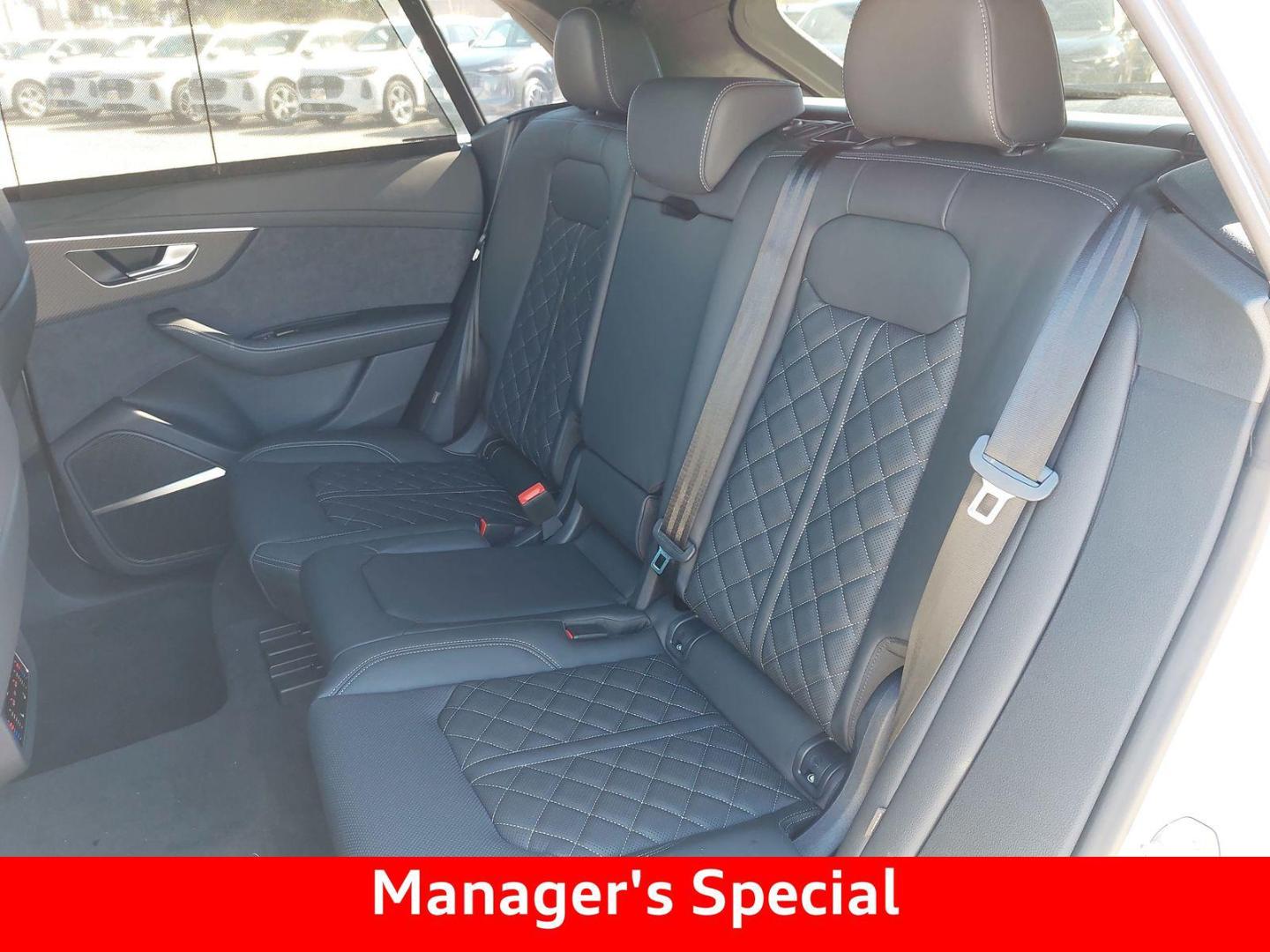 2026 Audi SQ8 Prestige - Photo 14