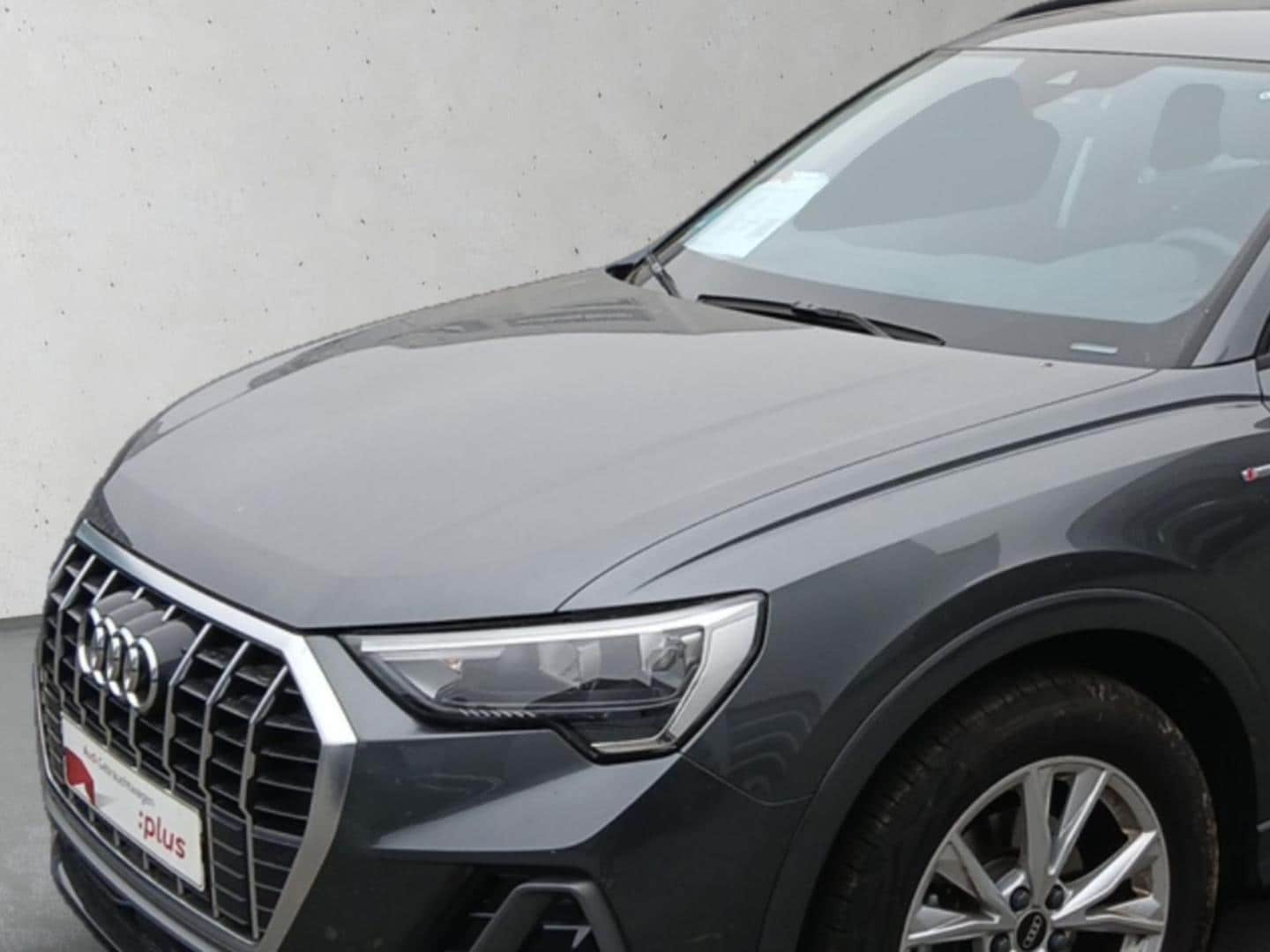 Bild über Audi Q3 TFSI 110 kW S tronic - für weitere Informationen kontaktieren Sie den Audi Partner