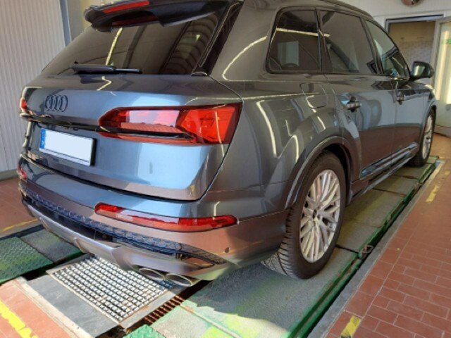 Image about Audi SQ7 SUV TFSI quattro tiptronic