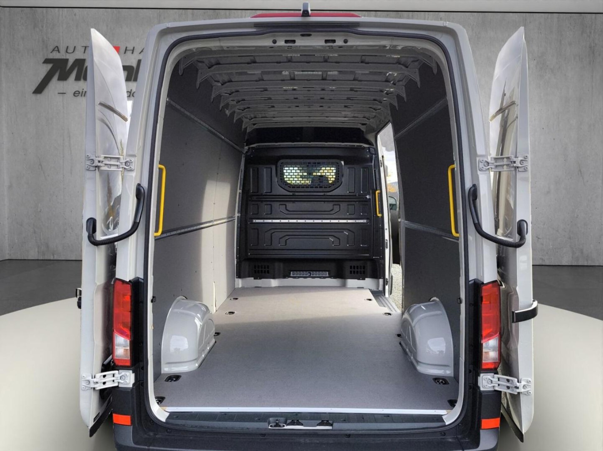 Volkswagen Crafter Kasten langer Radstand