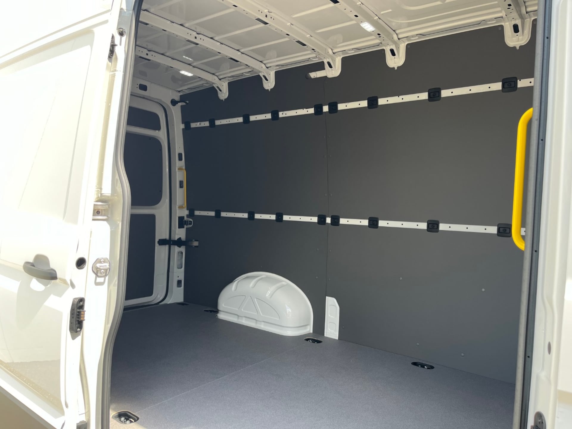 Volkswagen Crafter Kasten mittlerer Radstand