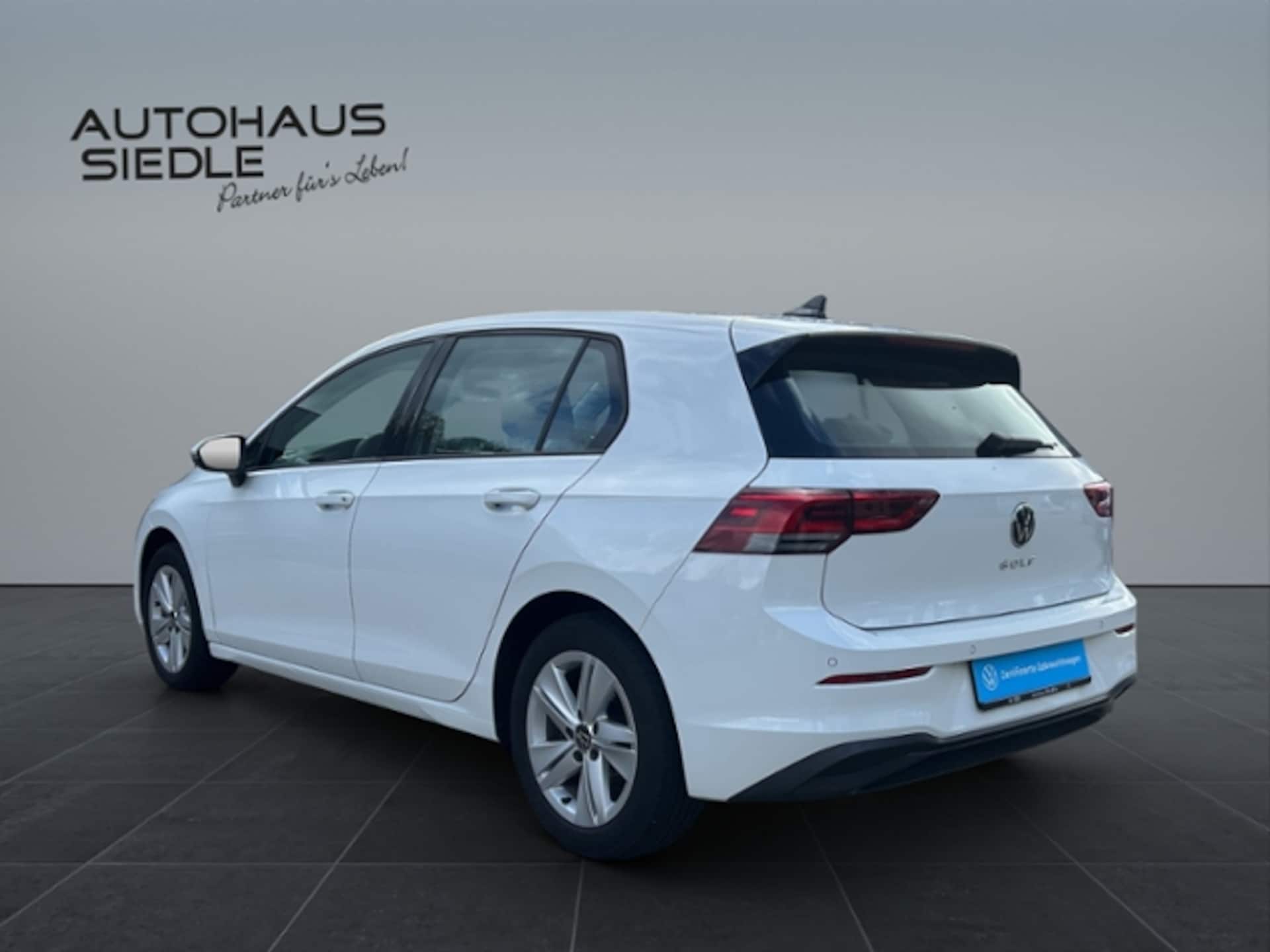 Volkswagen Golf Life