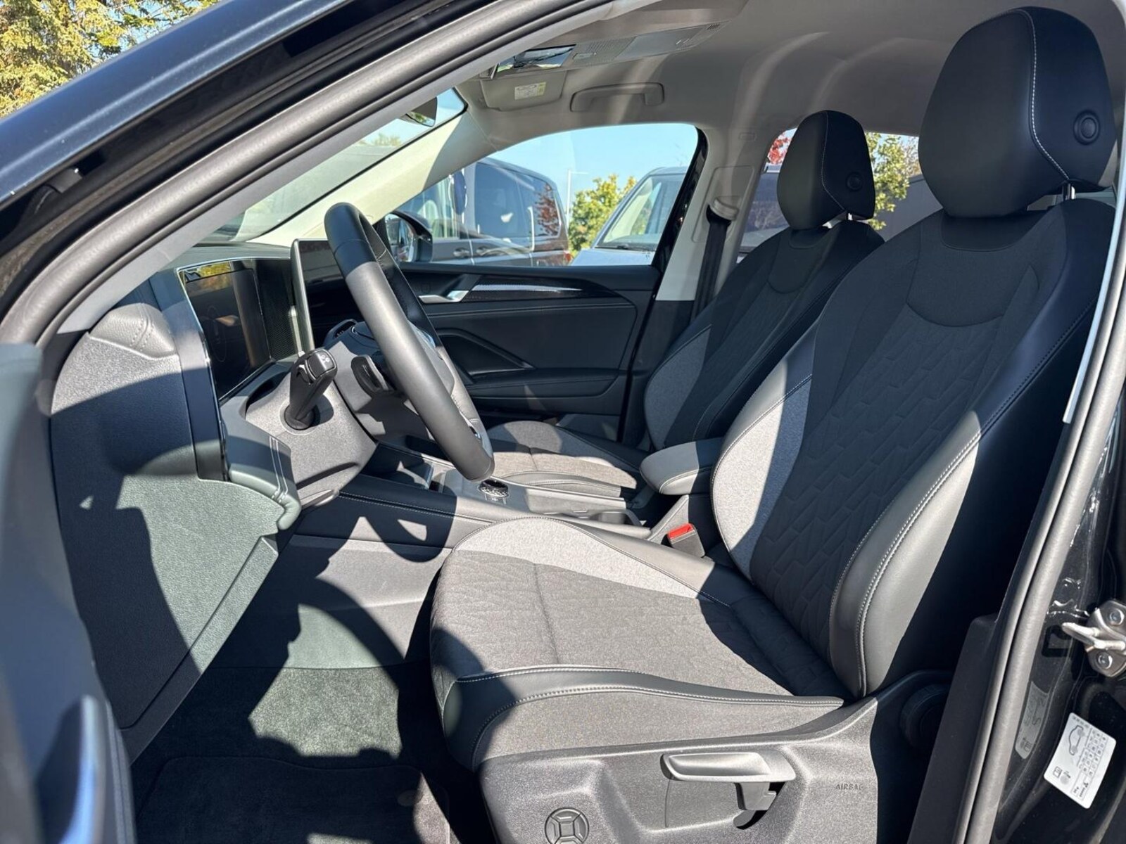 Volkswagen Tiguan – Bild 12