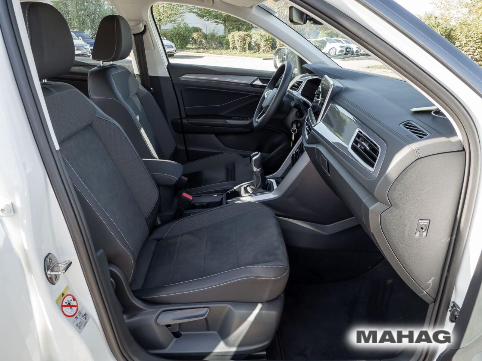 Volkswagen T-Roc – Bild 14