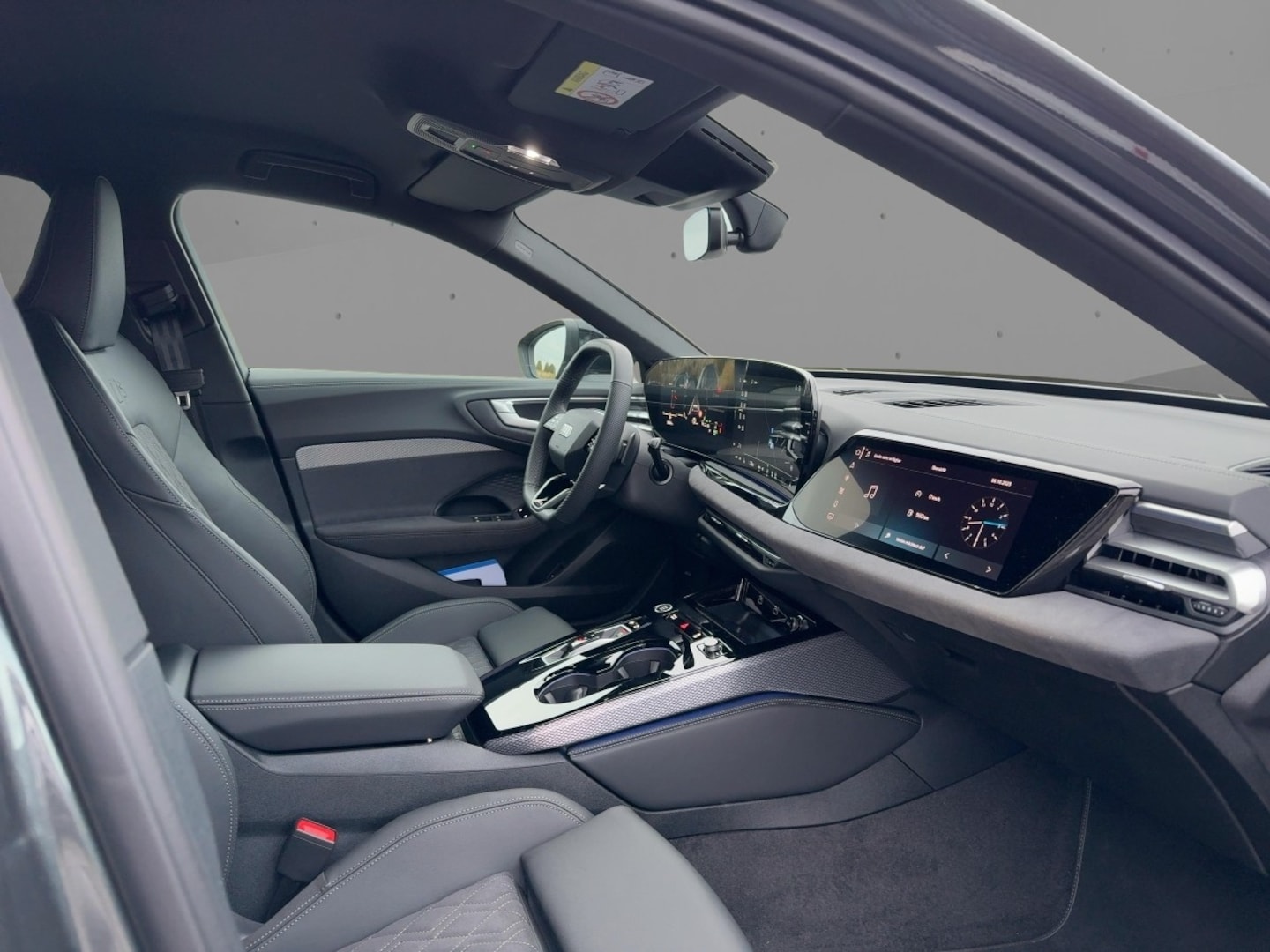 Bild über Audi A5 Avant TDI quattro 150 kW S tronic - für weitere Informationen kontaktieren Sie den Audi Partner