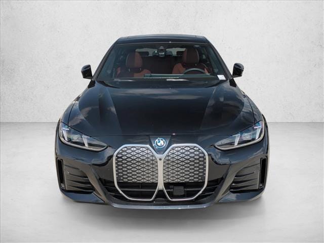 2025 BMW