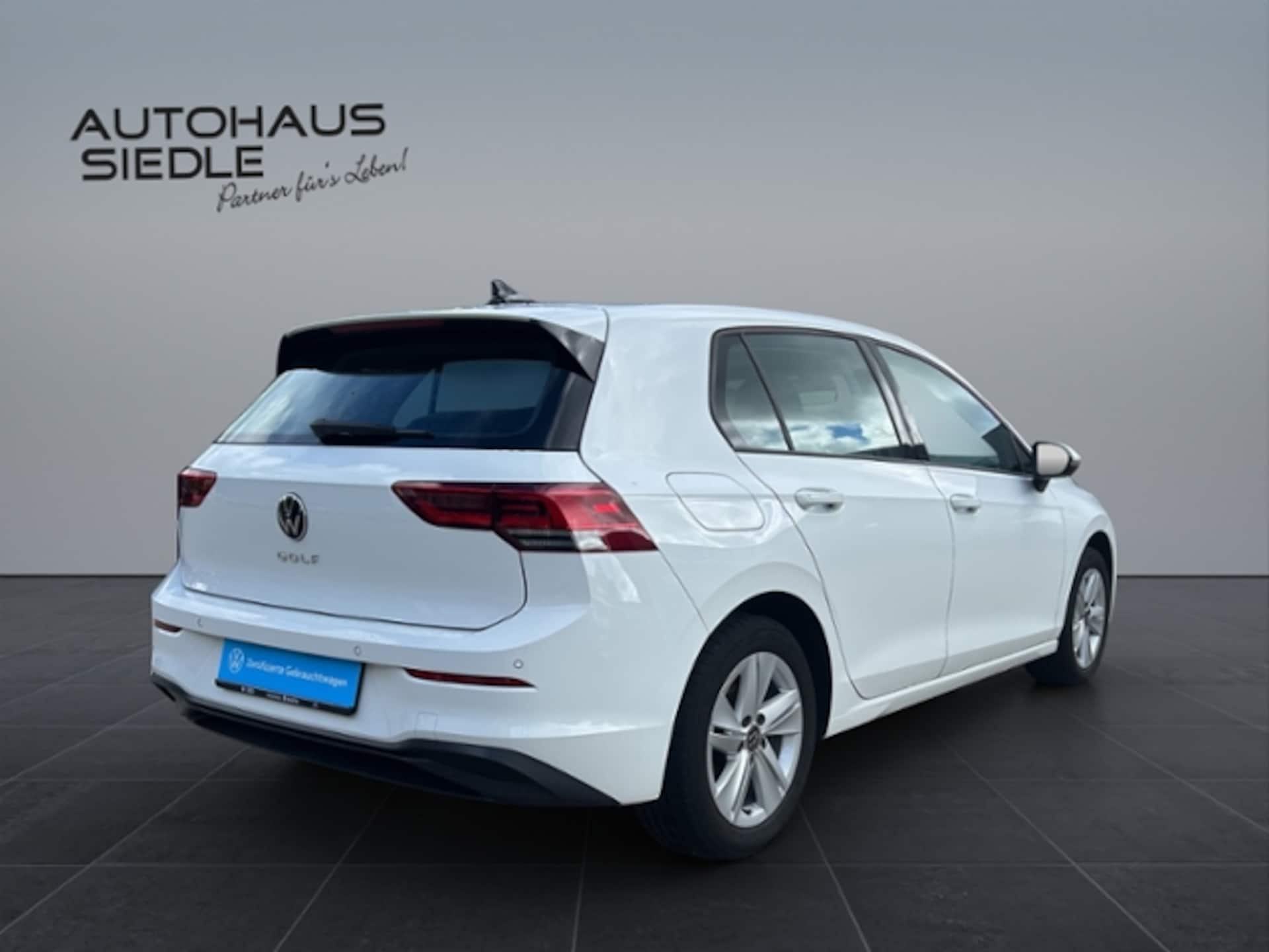 Volkswagen Golf Life