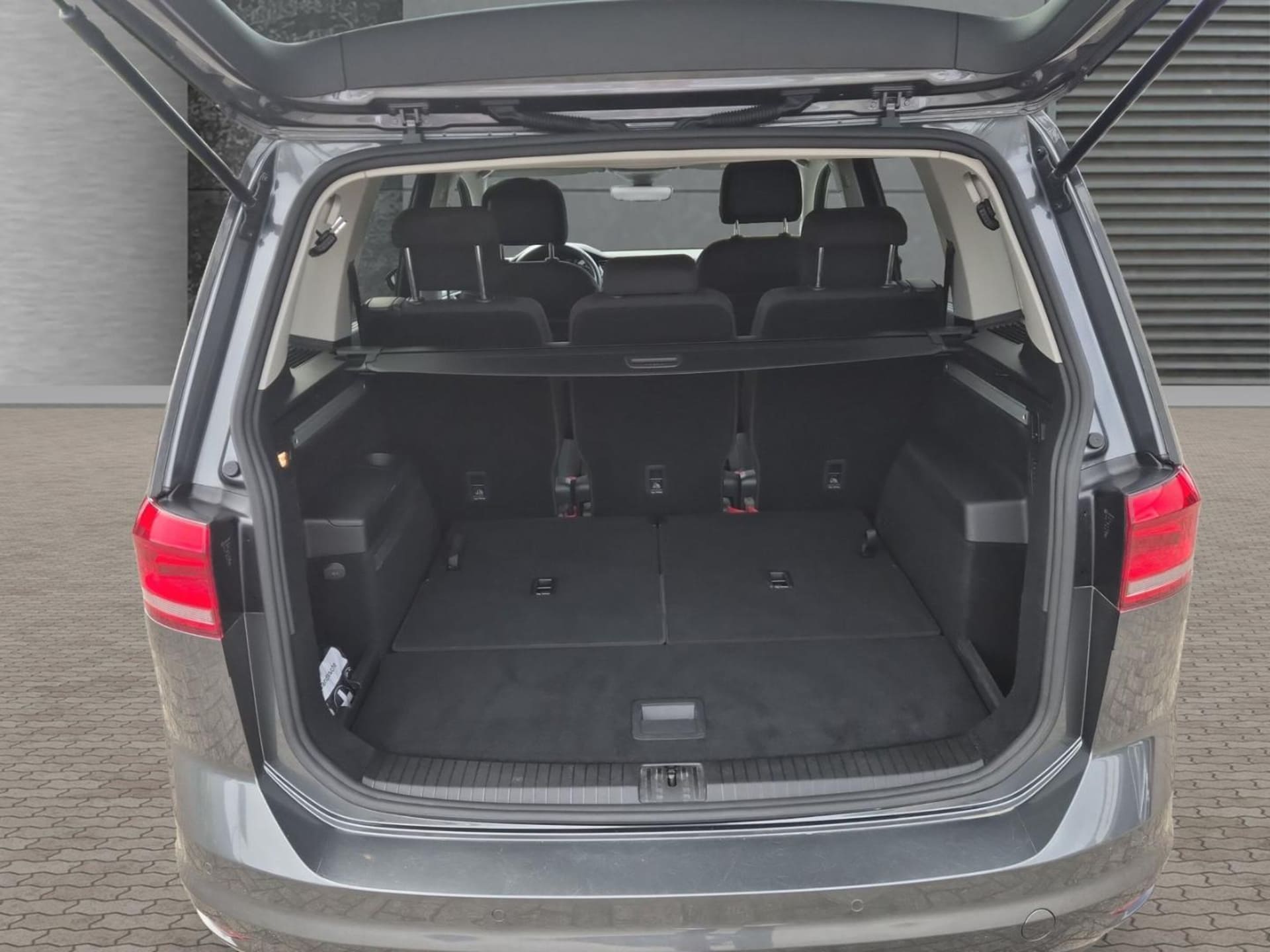 Volkswagen Touran IQ.DRIVE