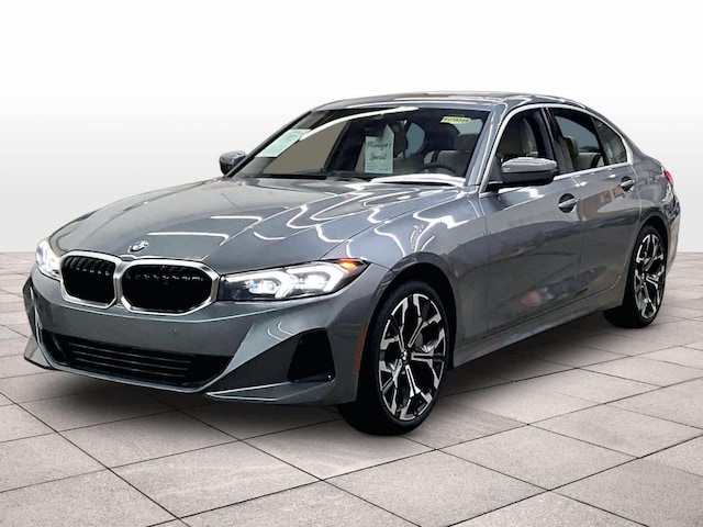 Photo of 2026 BMW 330i