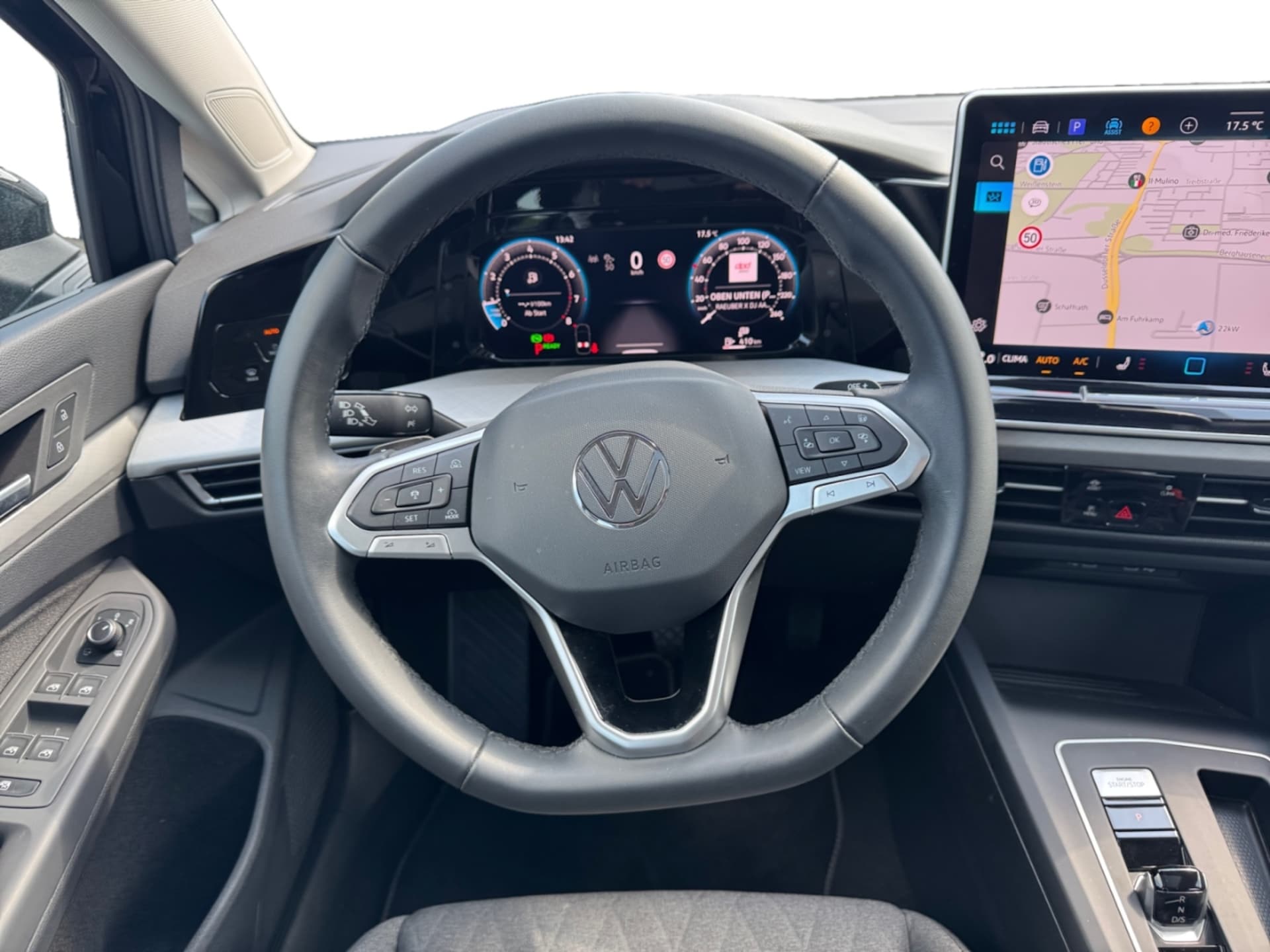 Volkswagen Golf Life