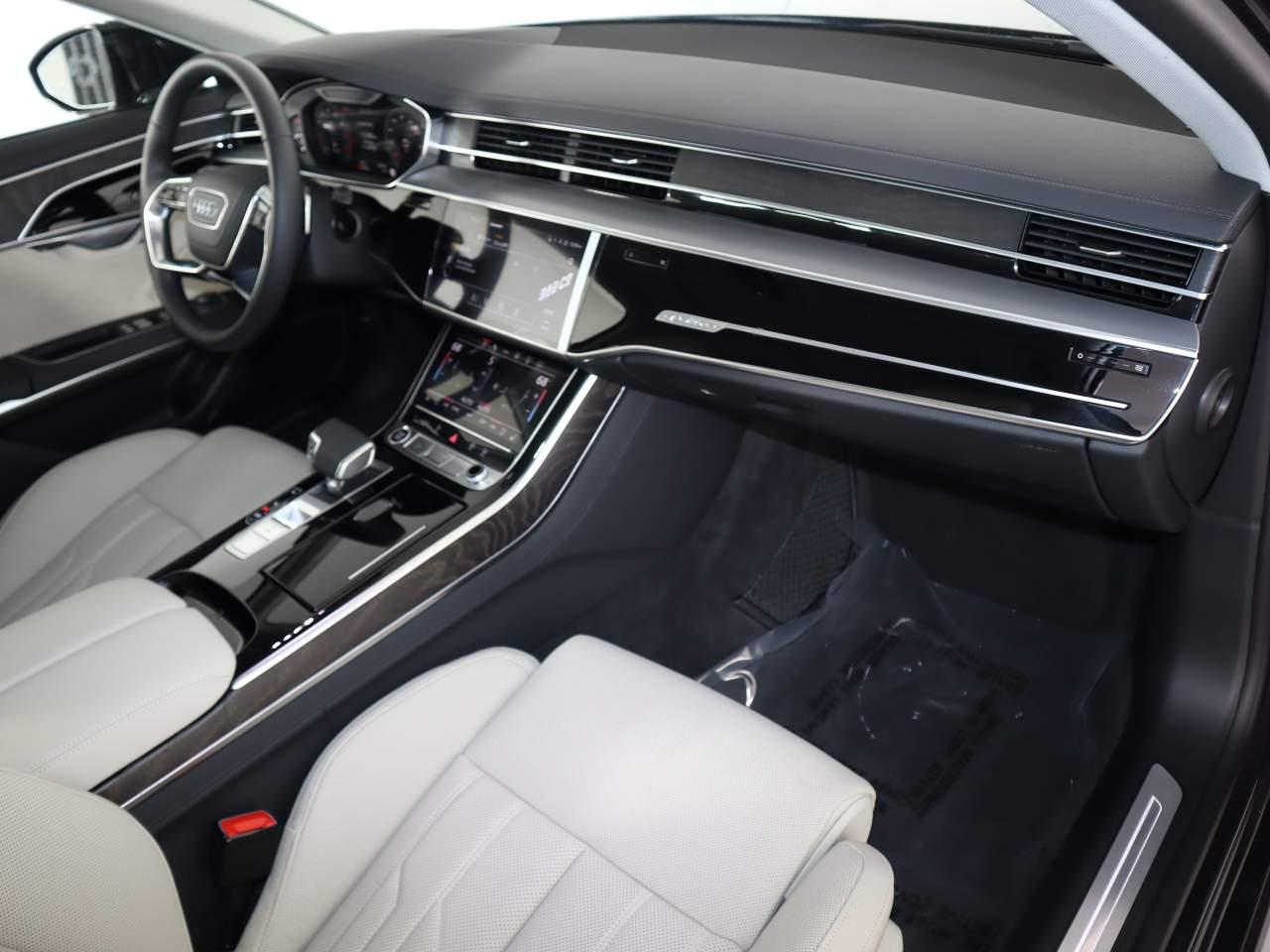 2025 Audi A8 Base - Photo 17