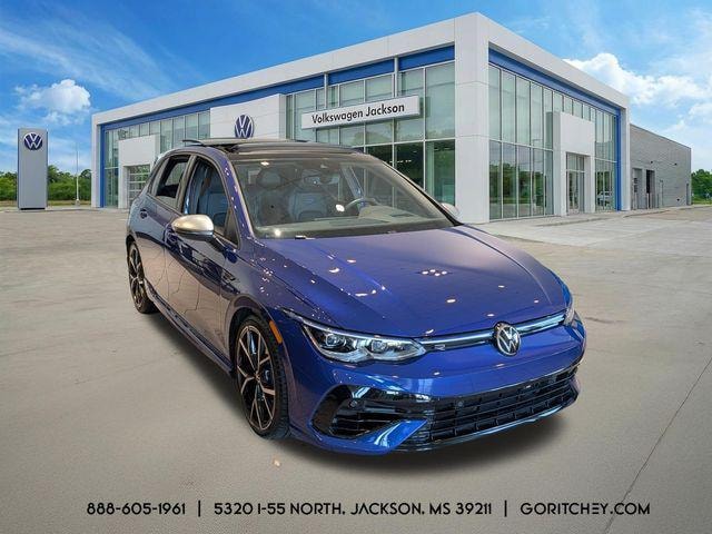 Photo of 2022 Volkswagen Golf R