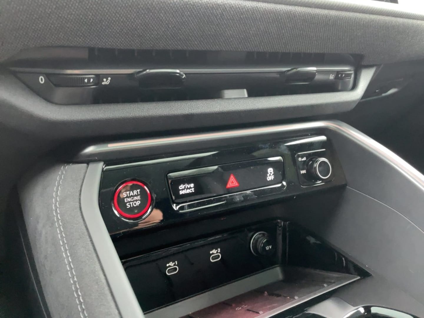 Bild über Audi Q5 SUV TFSI 150 kW S tronic - für weitere Informationen kontaktieren Sie den Audi Partner