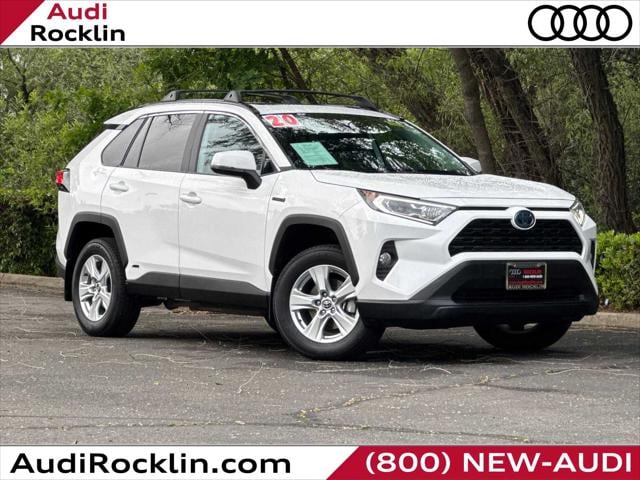 2020 Toyota RAV4 XLE