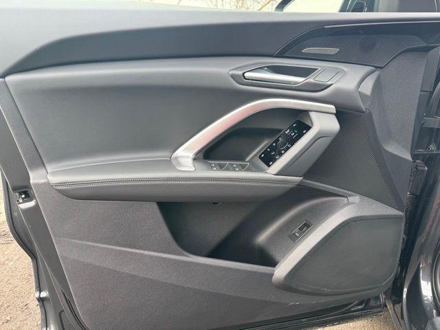 2025 Audi Q5 Premium Plus - Photo 12