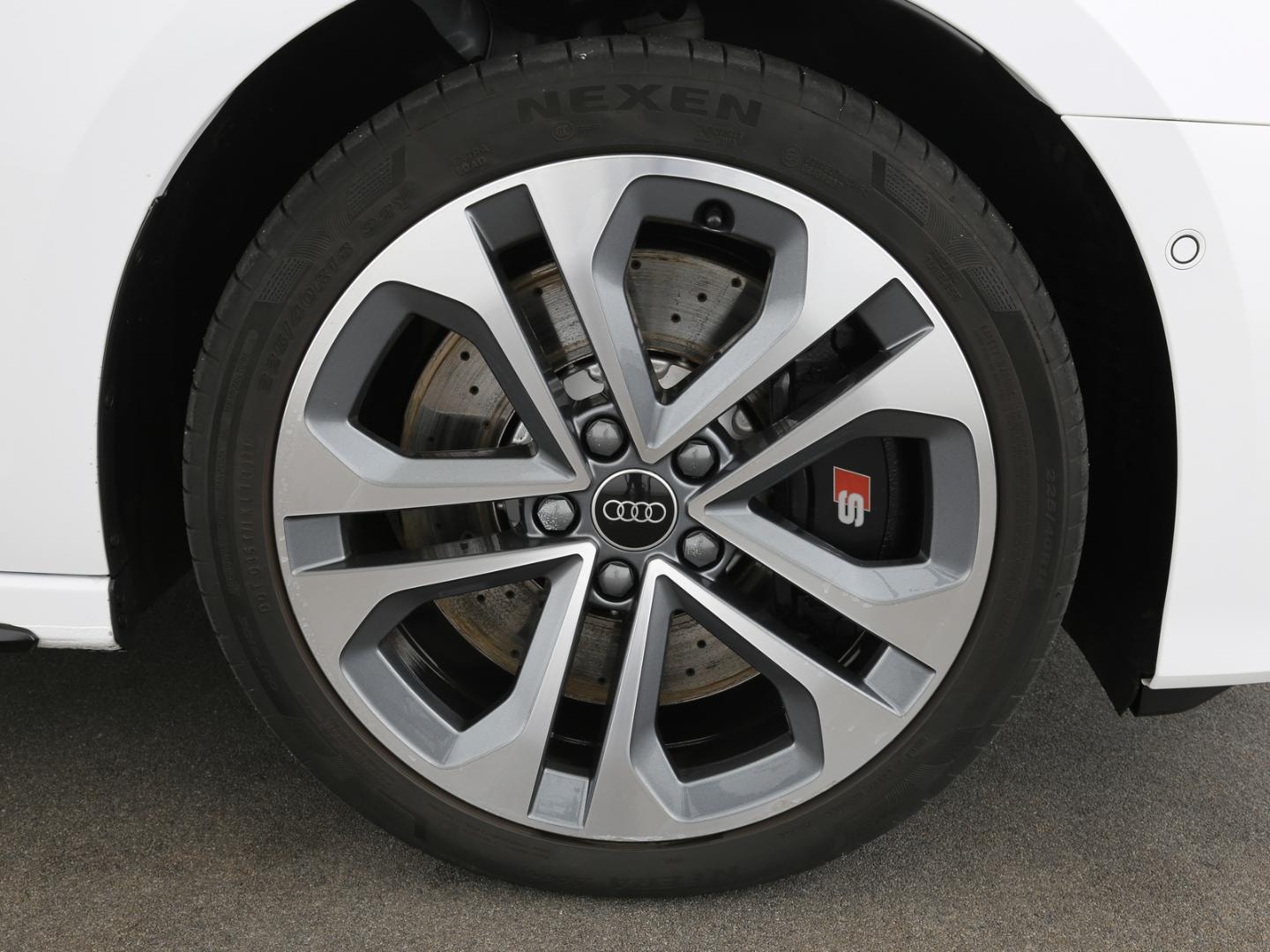 Bild über Audi S3 Sportback TFSI quattro S tronic - für weitere Informationen kontaktieren Sie den Audi Partner