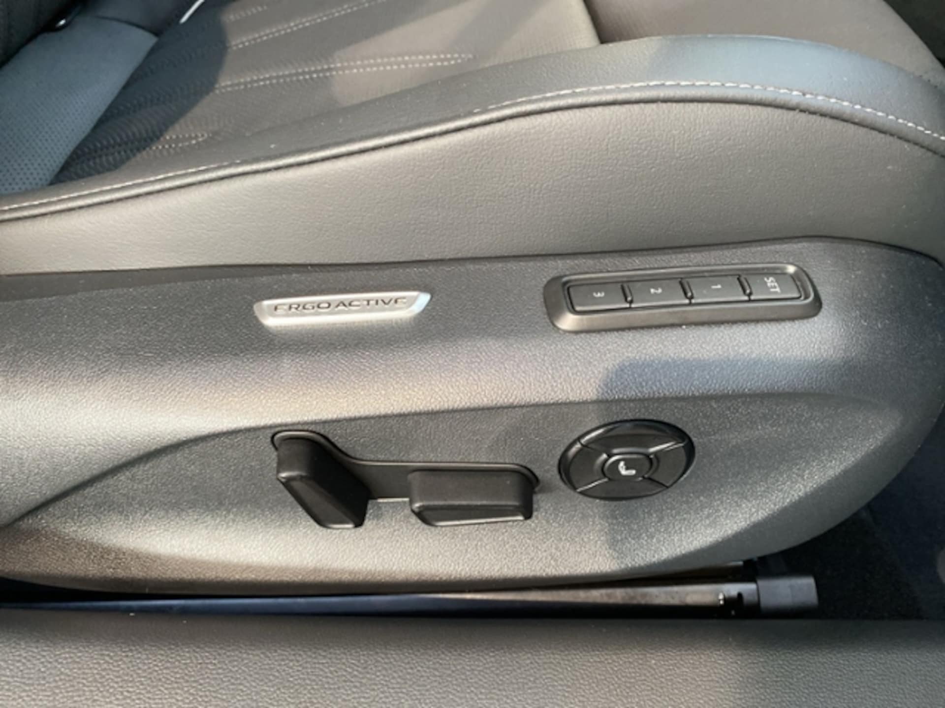 Volkswagen Passat Elegance