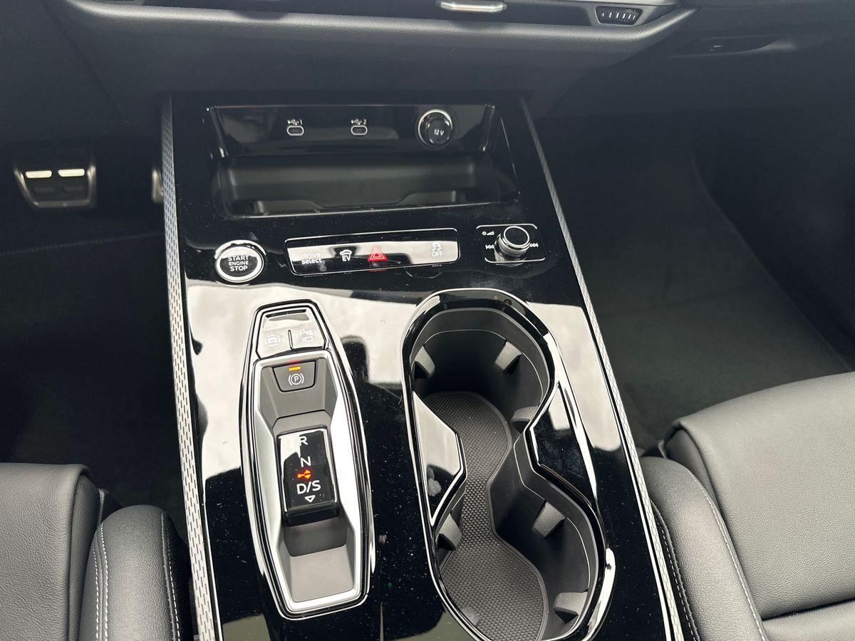 Image about Audi A5 Avant e-hybrid S line e-hybrid quattro 367 chS tronic