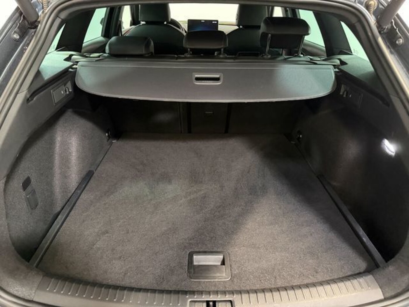 CUPRA Leon Sportstourer 1.5 TSI 110 kW (150 CV) — photo 7