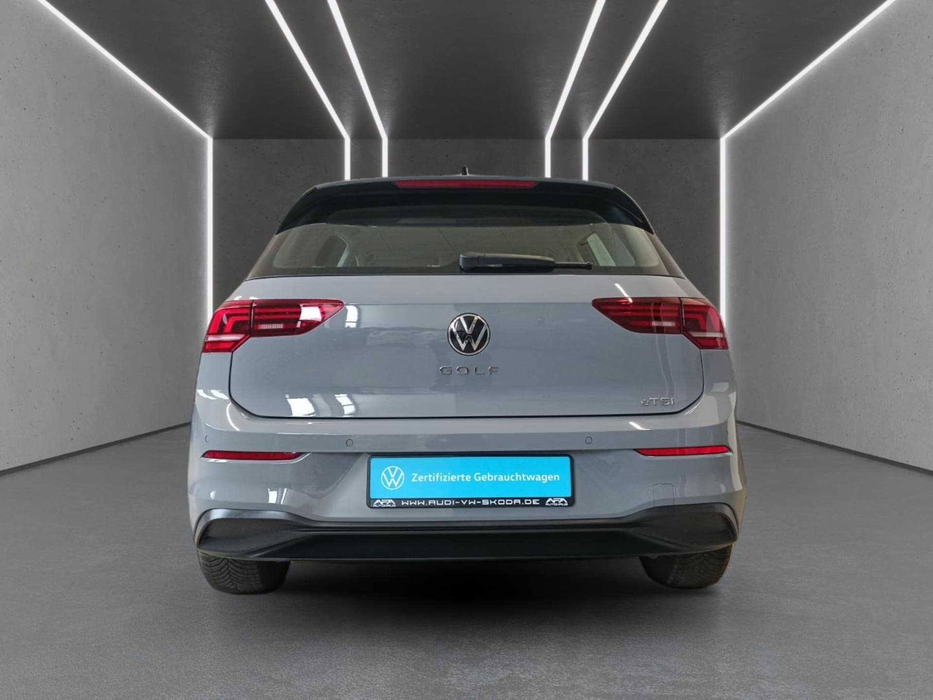 Volkswagen Golf Life