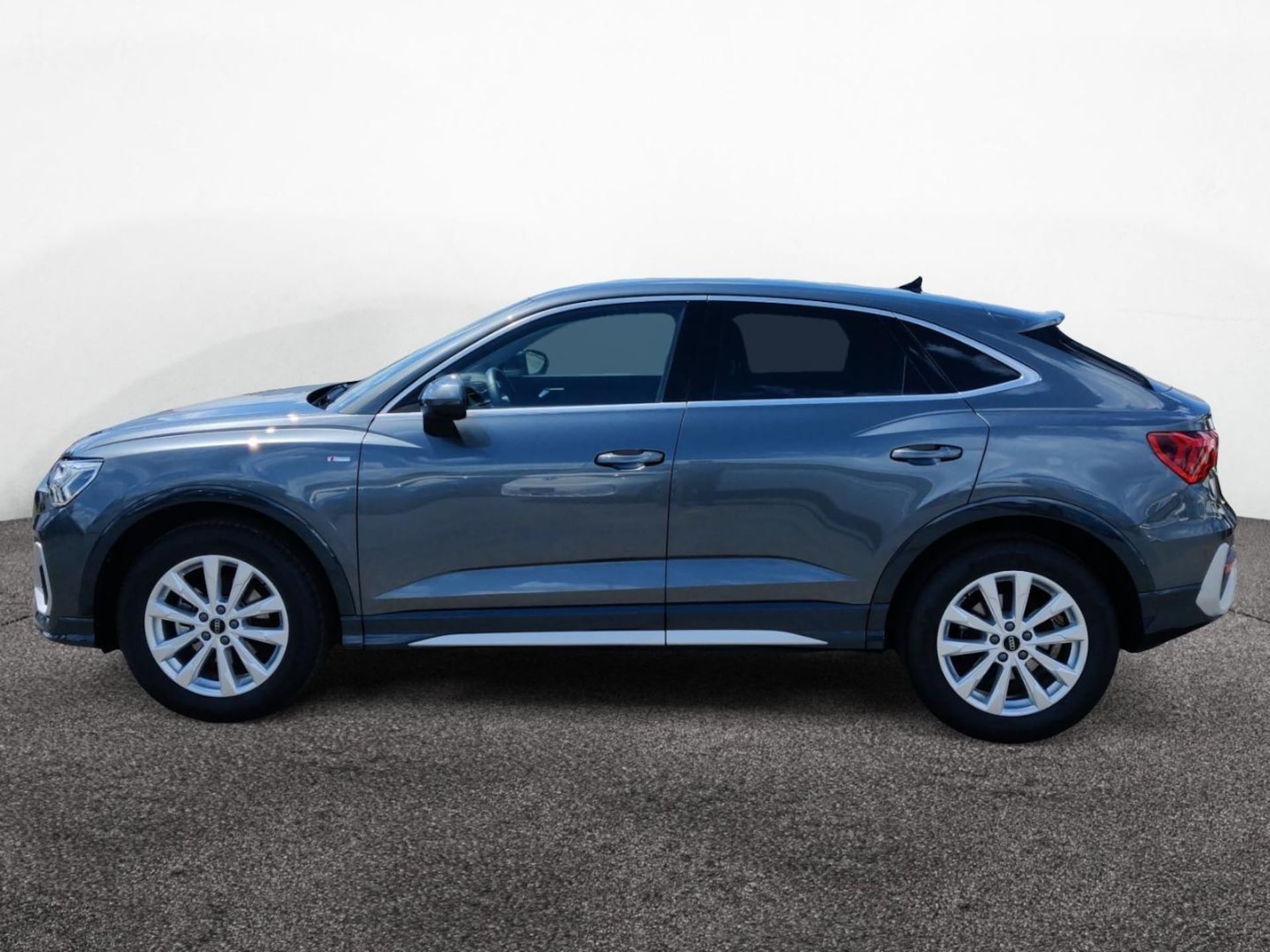 Audi Q3 Sportback S line