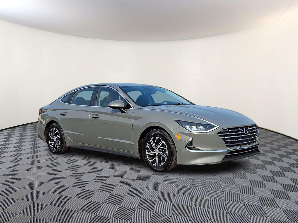 2022 Hyundai Sonata Hybrid