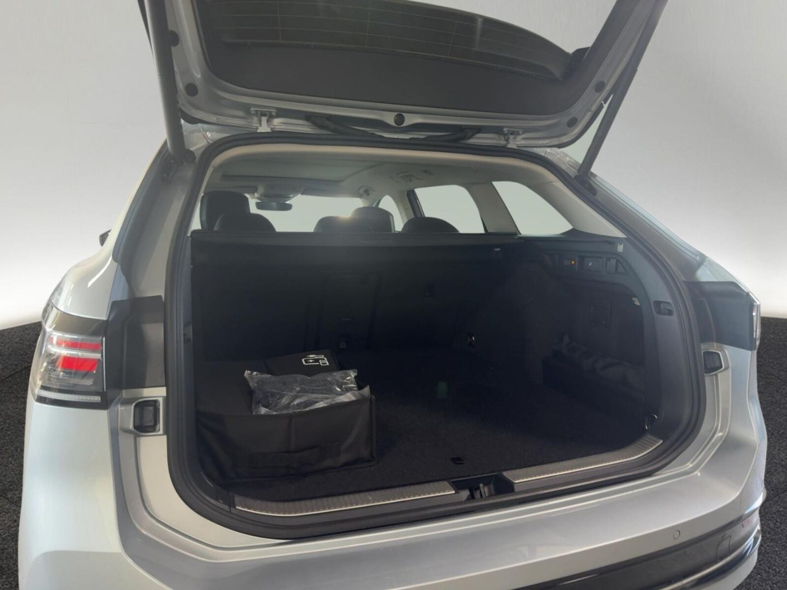 Volkswagen Passat – Bild 8