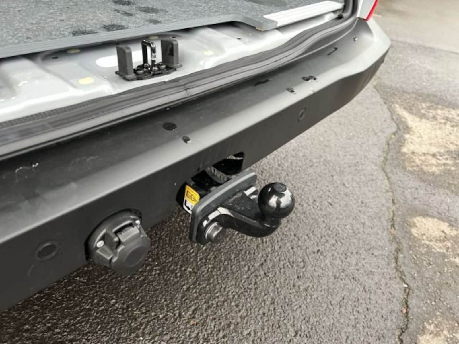 Volkswagen Transporter Kasten kurzer Radstand – Bild 13