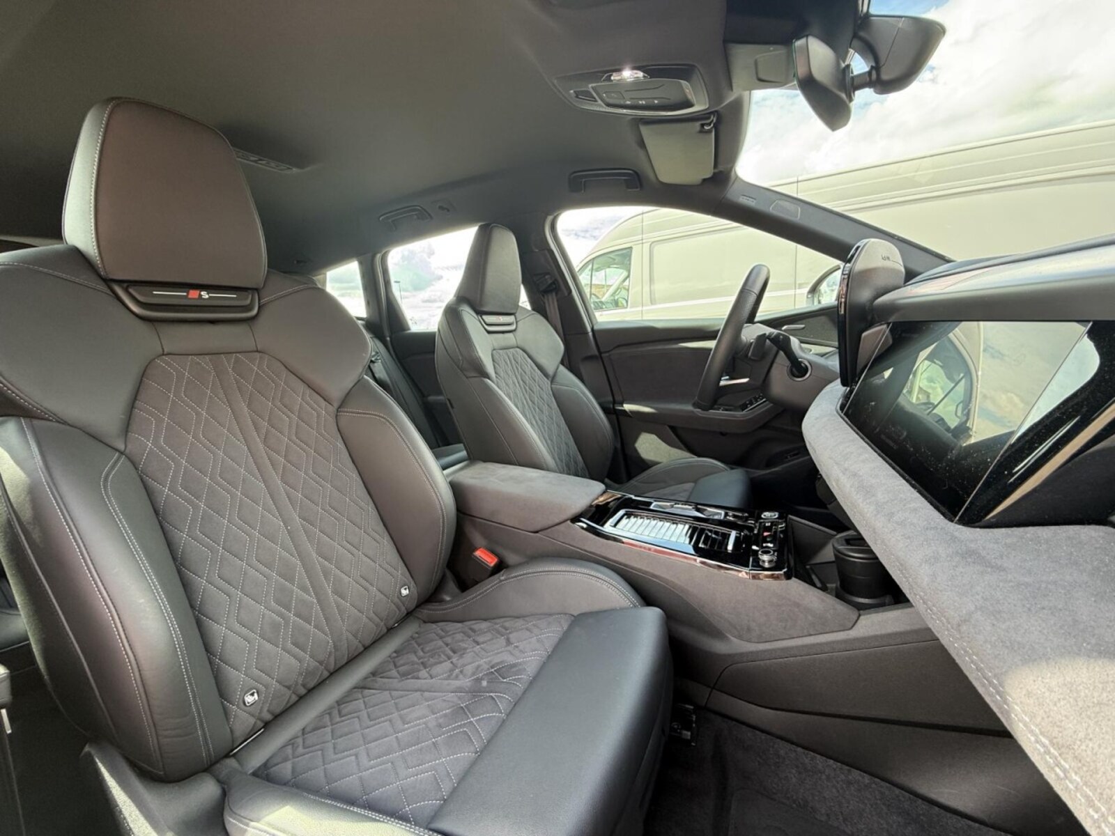 Audi Q6 e-tron – Bild 6