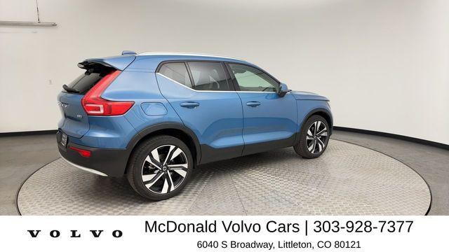 2023 Volvo XC40