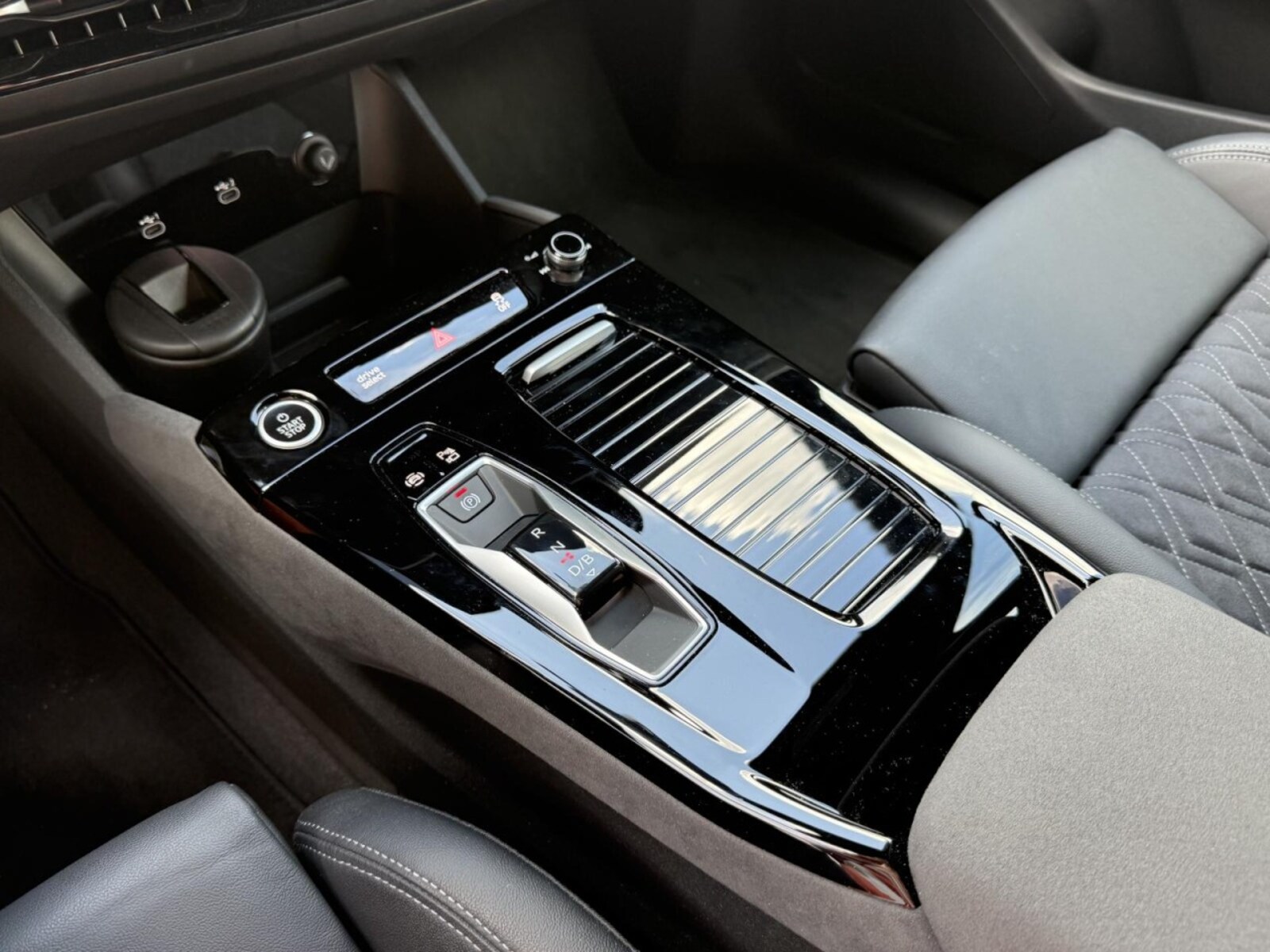 Audi Q6 e-tron – Bild 13