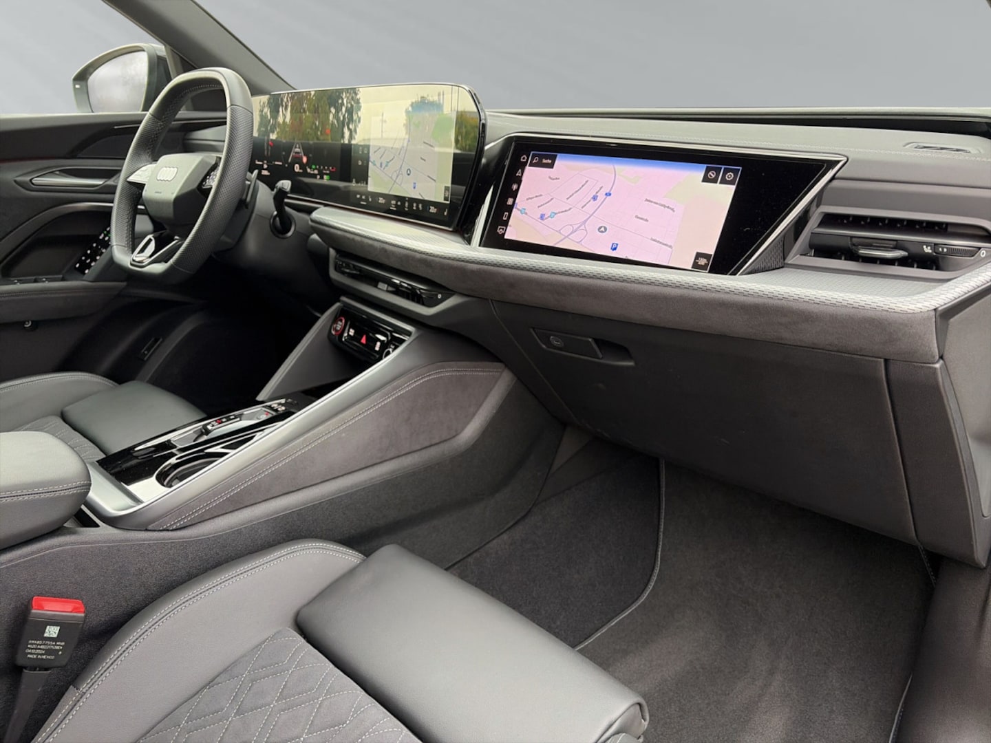 Bild über Audi Q5 Sportback TFSI quattro 150 kW S tronic - für weitere Informationen kontaktieren Sie den Audi Partner