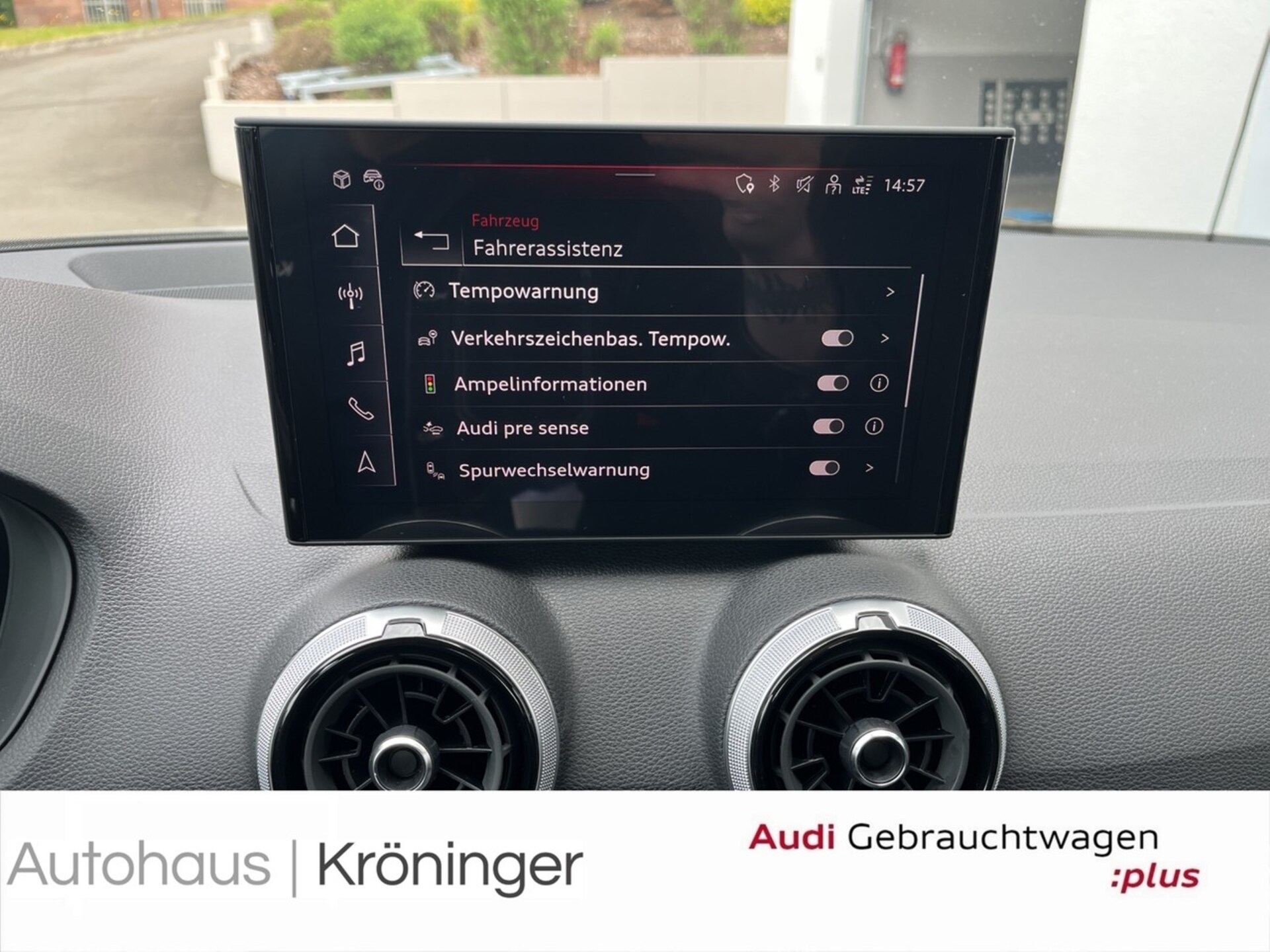 Audi Q2 S line