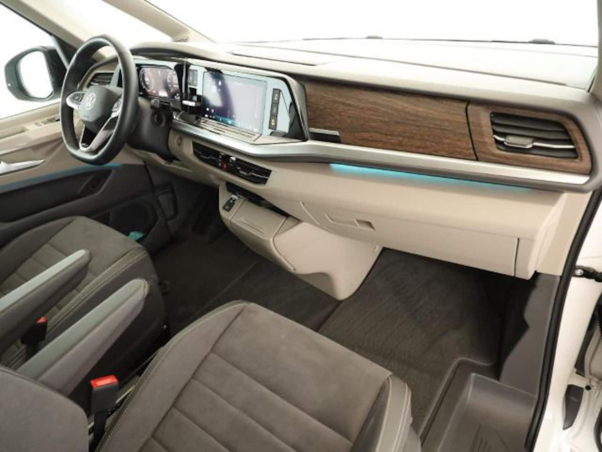 Volkswagen Multivan Style