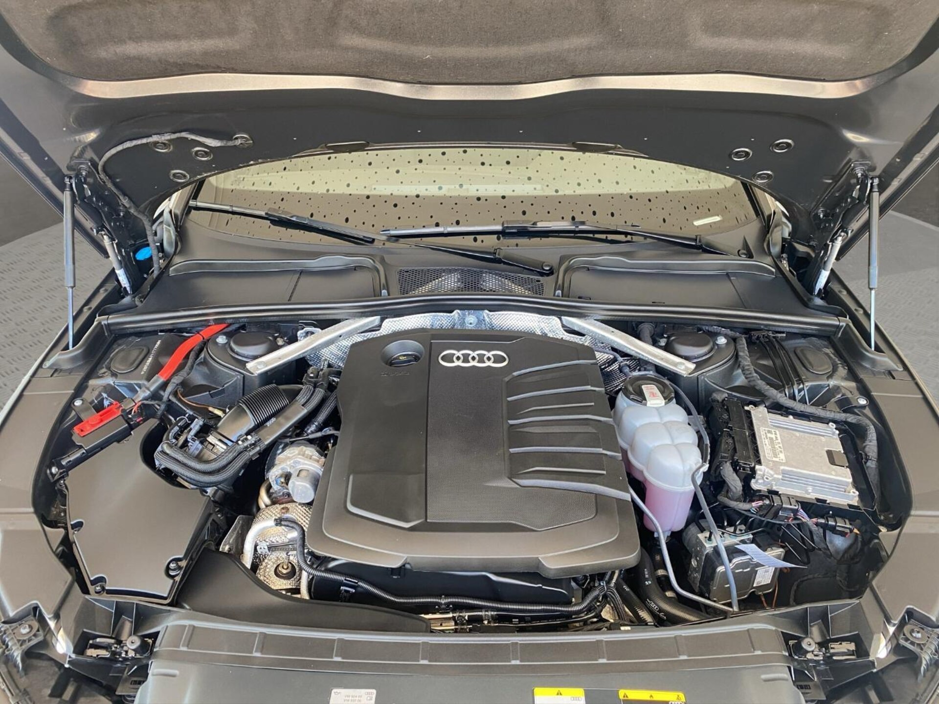 Audi A4 Limousine Advanced