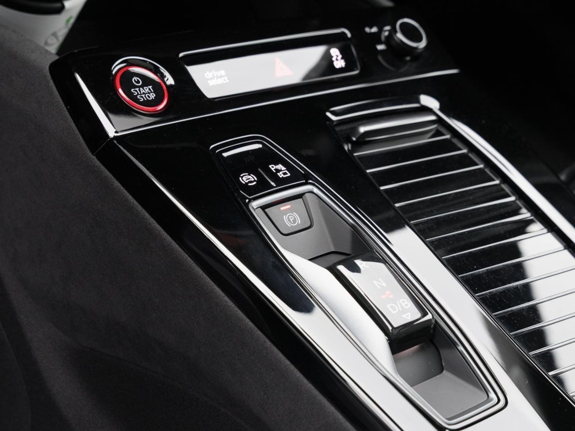 Audi A6 Avant e-tron edition one